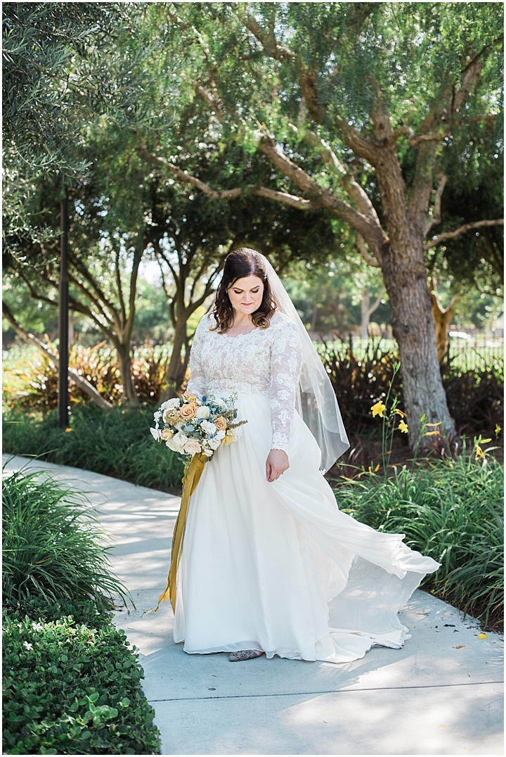 Newport Beach, CA Wedding | Bridal Portrait | Beautiful Bride in Her Lace Wedding Dress & Veil | Photography by California wedding photographer Brooke Bakken | www.brookebakken.com