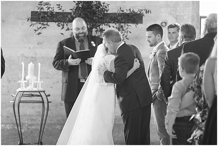 Houston Texas Wedding | Wedding Ceremony | Church Wedding | Texas Wedding Photographer | Brooke Bakken Photography | www.brookebakken.com