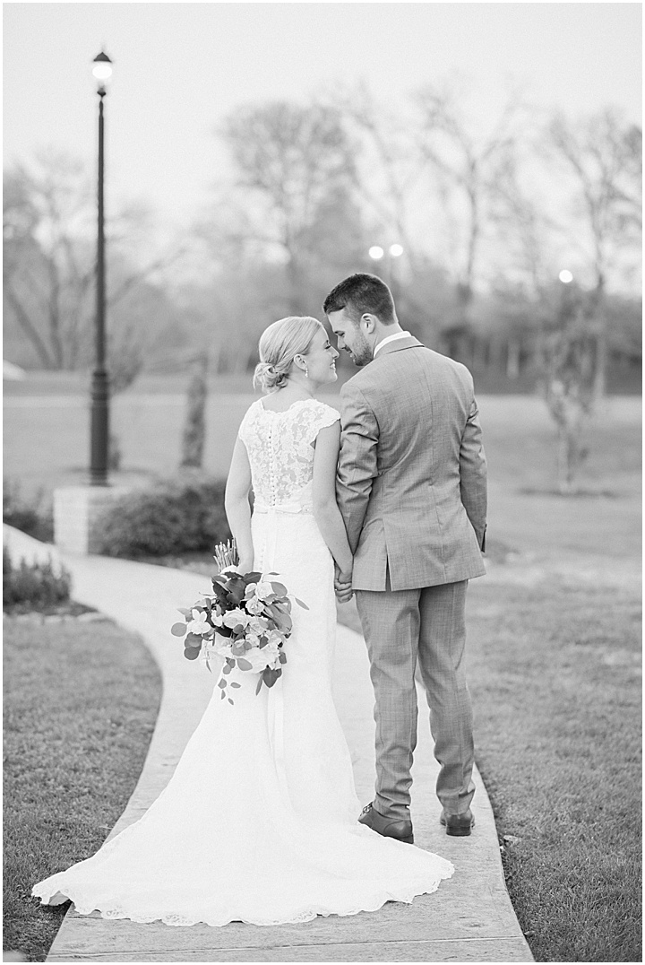 Houston, Texas Wedding | Bride and Groom Portraits | Texas Wedding Photographer | Brooke Bakken Photography | www.brookebakkenn.com