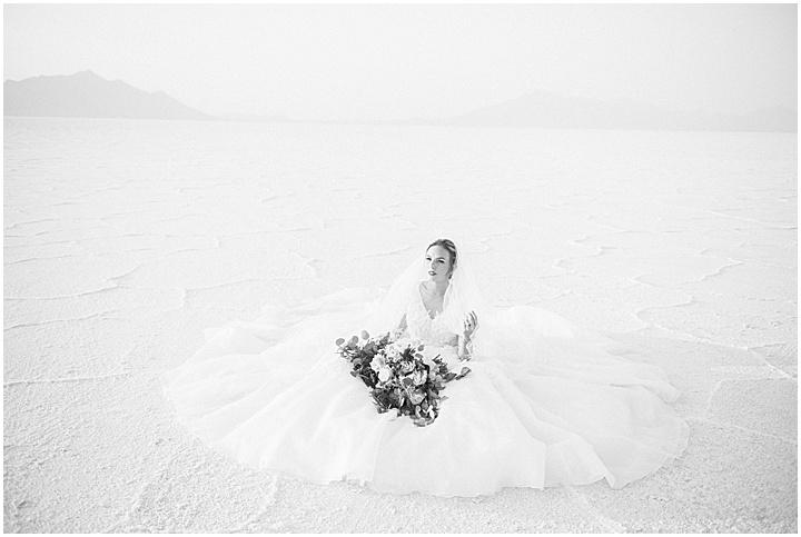 Bridal Session | Bridal Session Ideas | Salt Flats Utah | Utah Lifestyle Photographer | Utah Wedding Photographer | Utah Photographer | Utah Wedding | Wedding Dresses | Wedding Inspiration | Brooke Bakken Photography | www.brookebakken.com