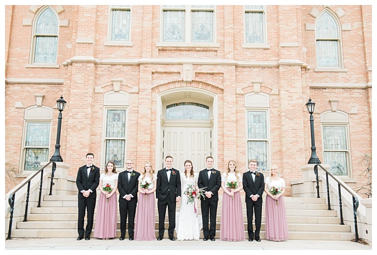 Wedding party with bride and groom front and center | Brooke Bakken | Utah Wedding Photographer