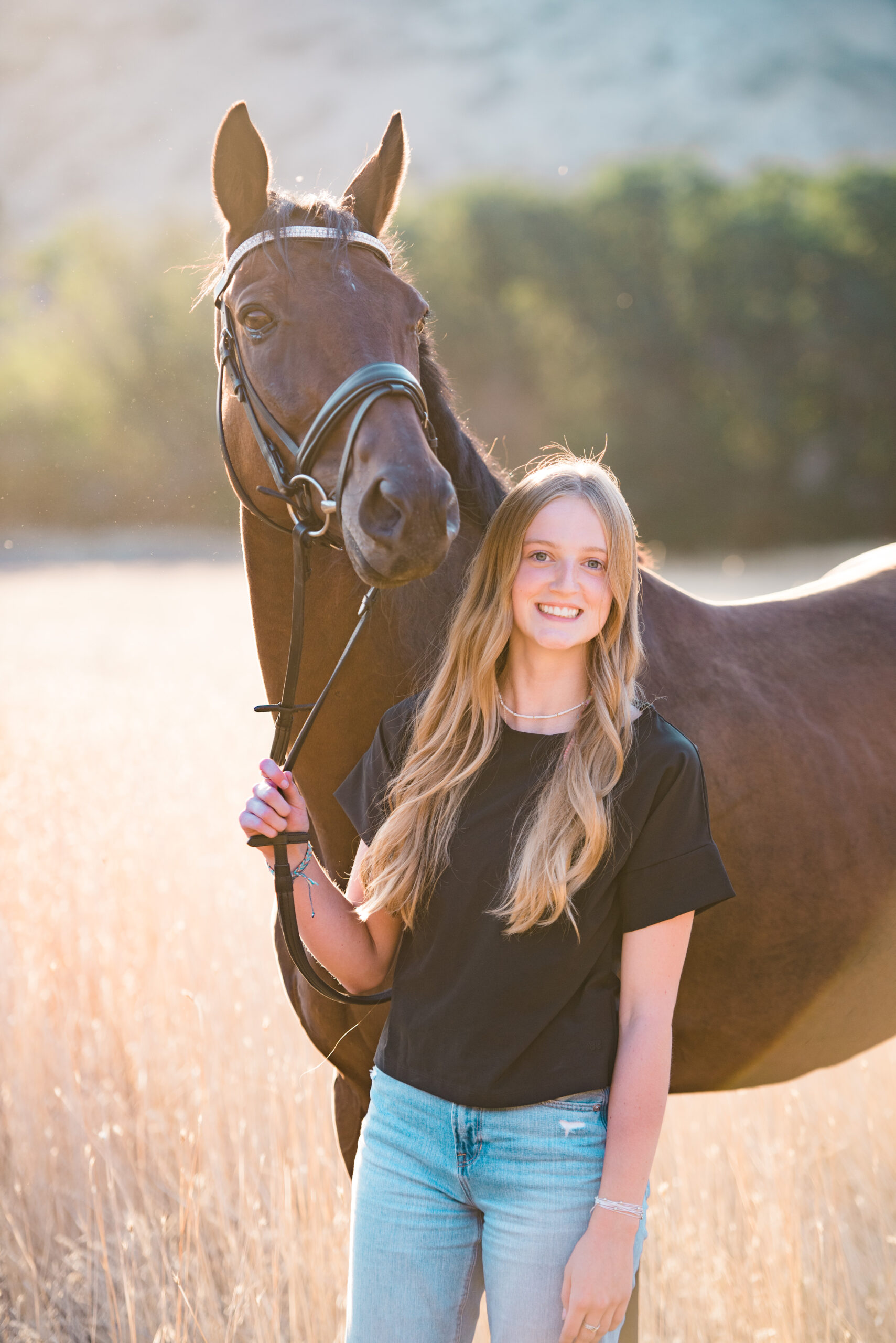 Senior Portraits at Alpine Rodeo Grounds with horse