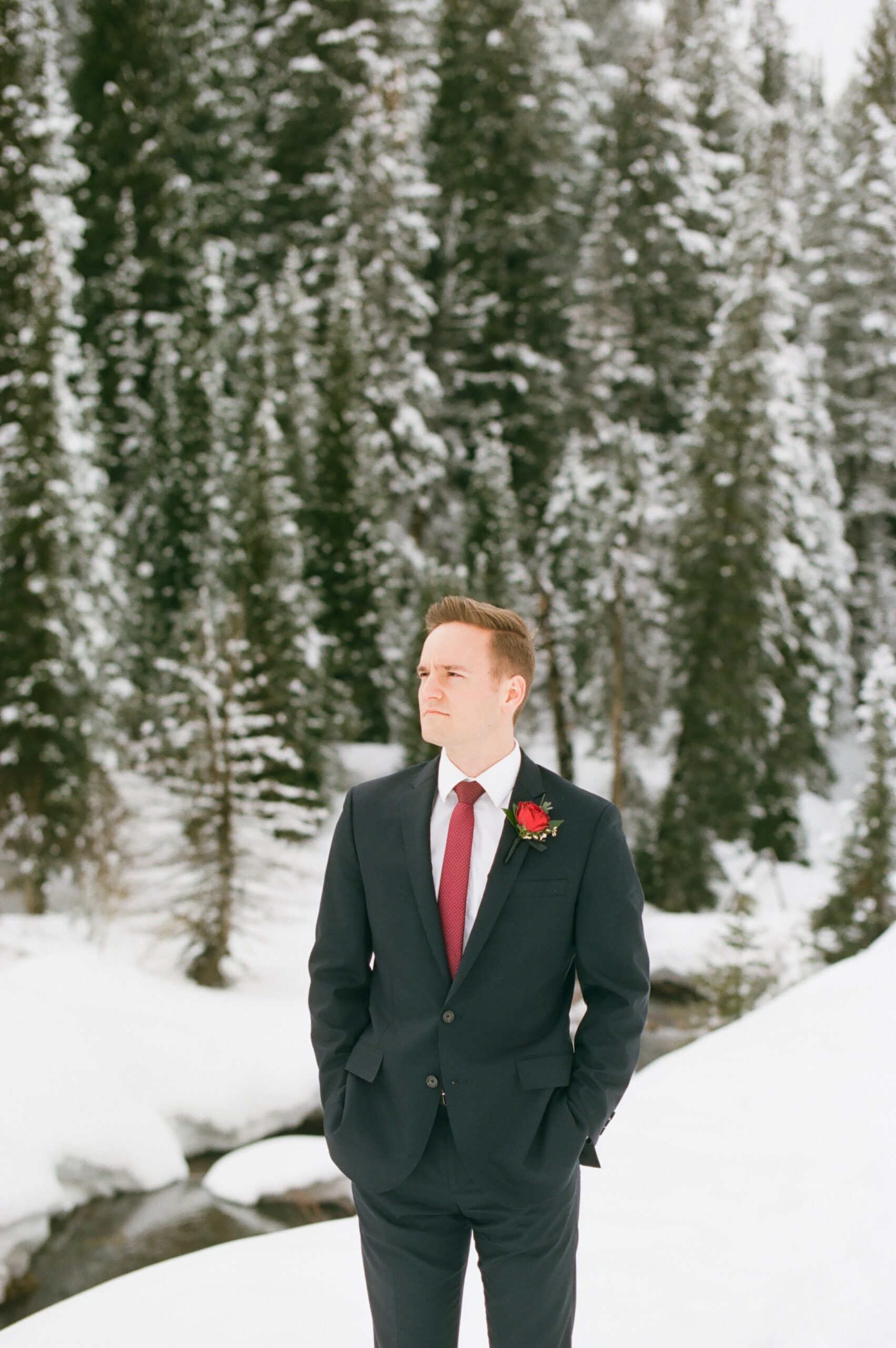 Utah winter photographer tips for bridals in the snow -- groom portrait