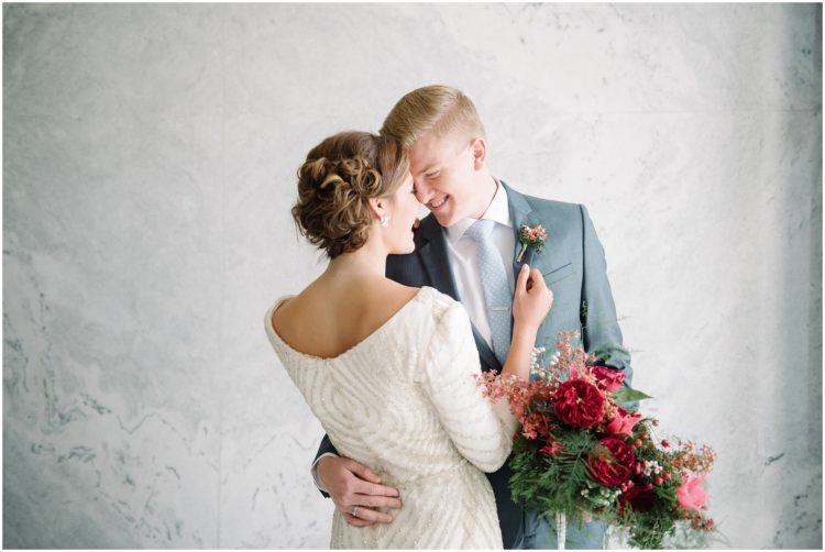 Bride and Groom portraits at the Utah State Capitol